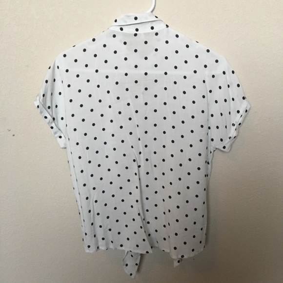 Kirra black and white polka dot button down top with tie size Small collar - Picture 4 of 4